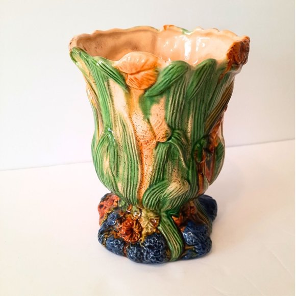 Art Nouveau-Style DRIP GLAZE VASE, Underwater Scene in Colorful Relief, 8" x 6" - Picture 3 of 11